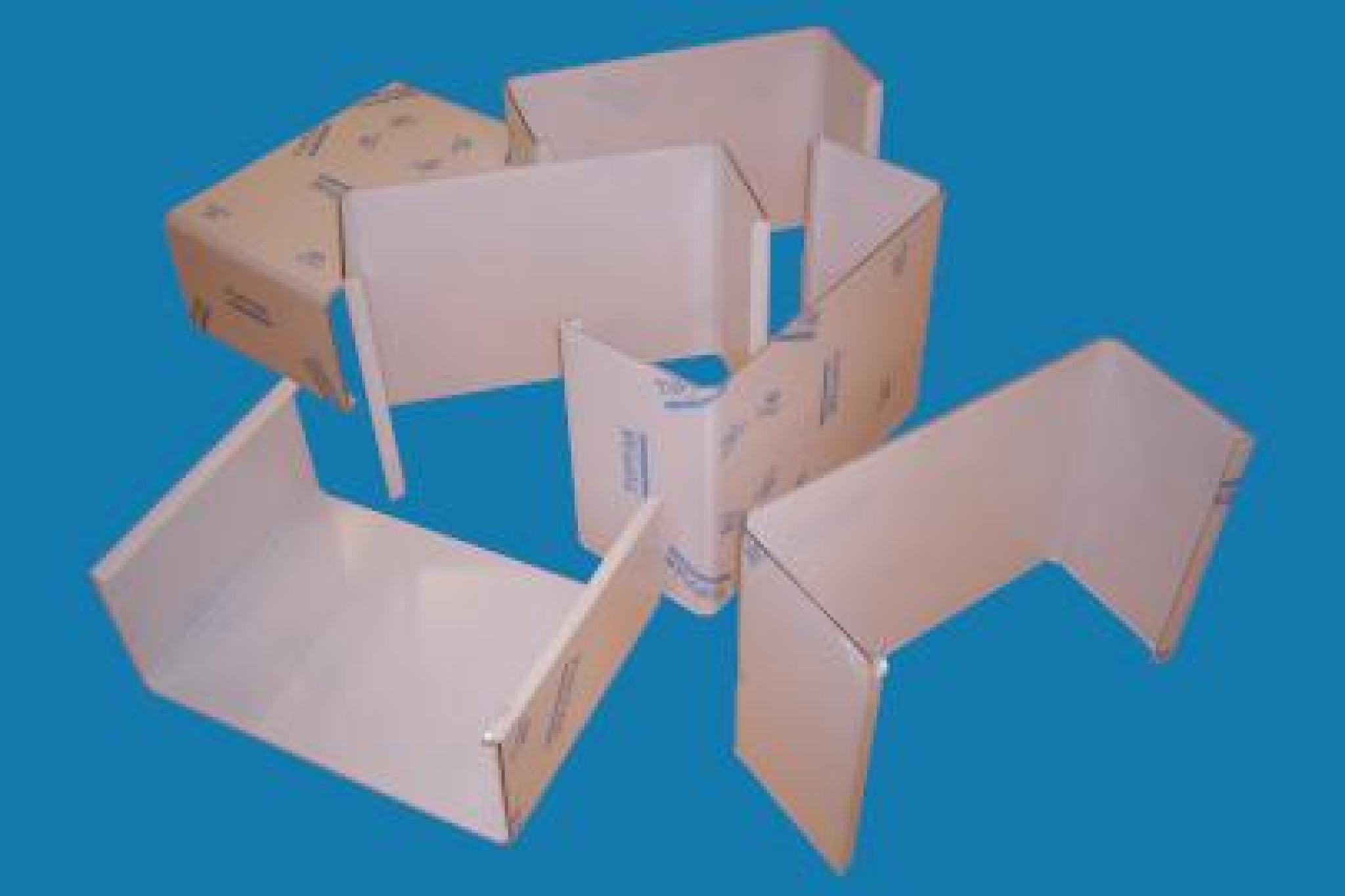 Ensemble de carters en plastique