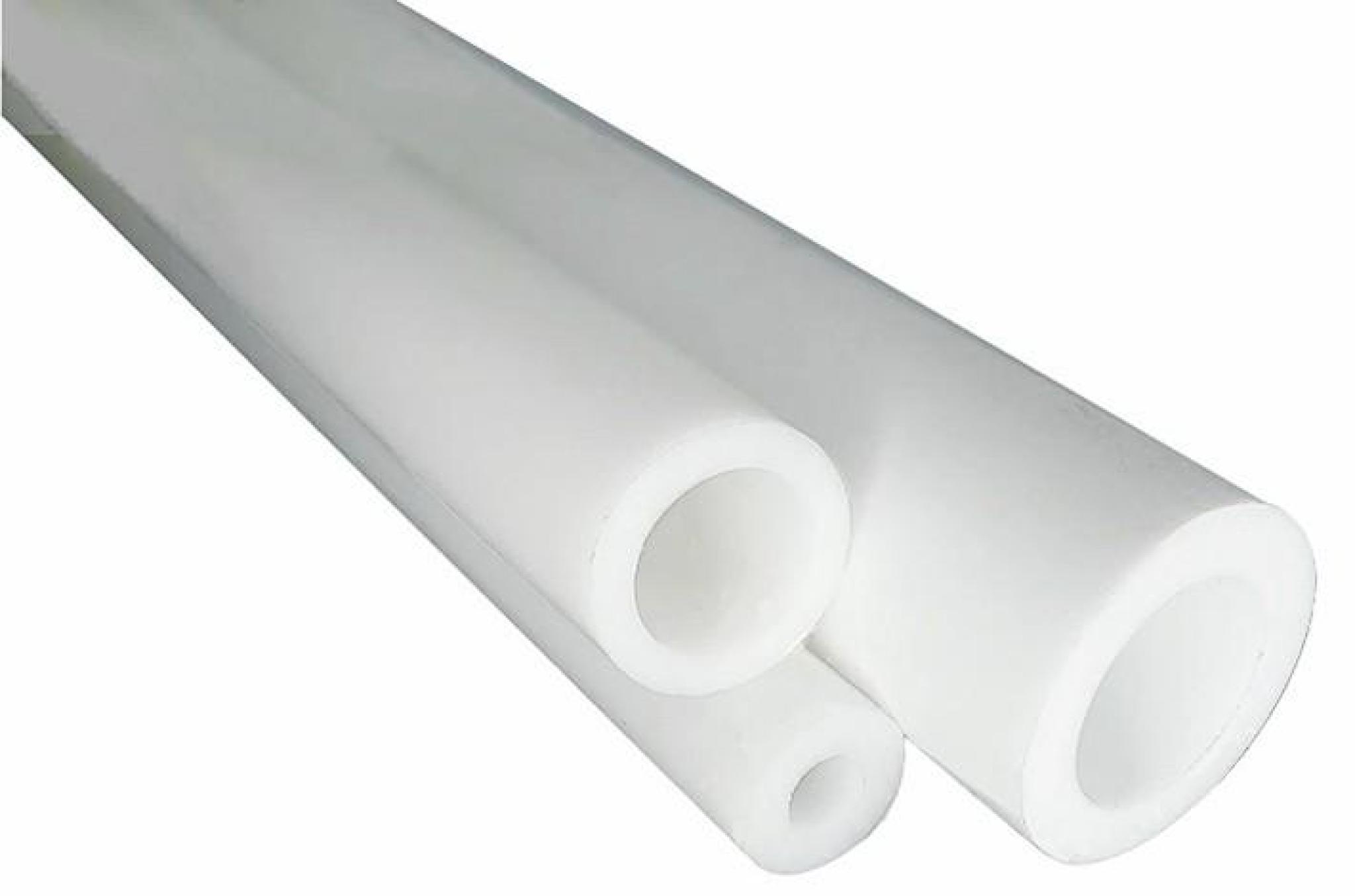 Tubes blancs en PTFE